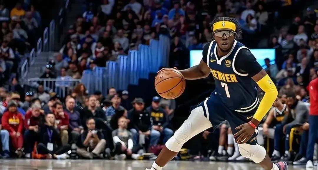 穆雷在西班牙队比赛中比赛局势复杂，重返赛场引发热议！全场沸腾不已的简单介绍-九游电脑版